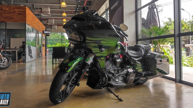 Chi tiết Harley-Davidson CVO Road Glide có giá hơn 2 tỷ đồng tại Việt Nam